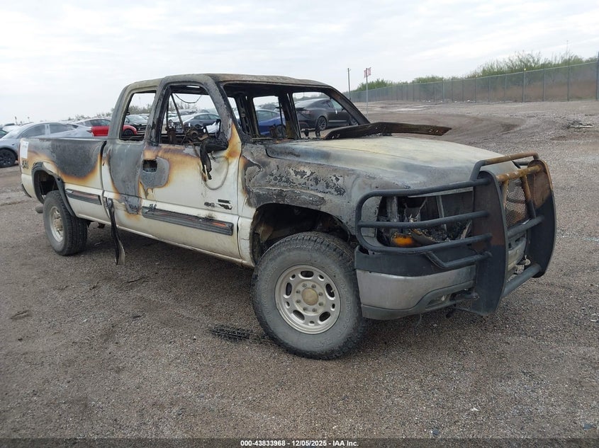 2002 CHEVROLET SILVERADO 2500HD LS | 1GCHK29122E106332 | UPCARS