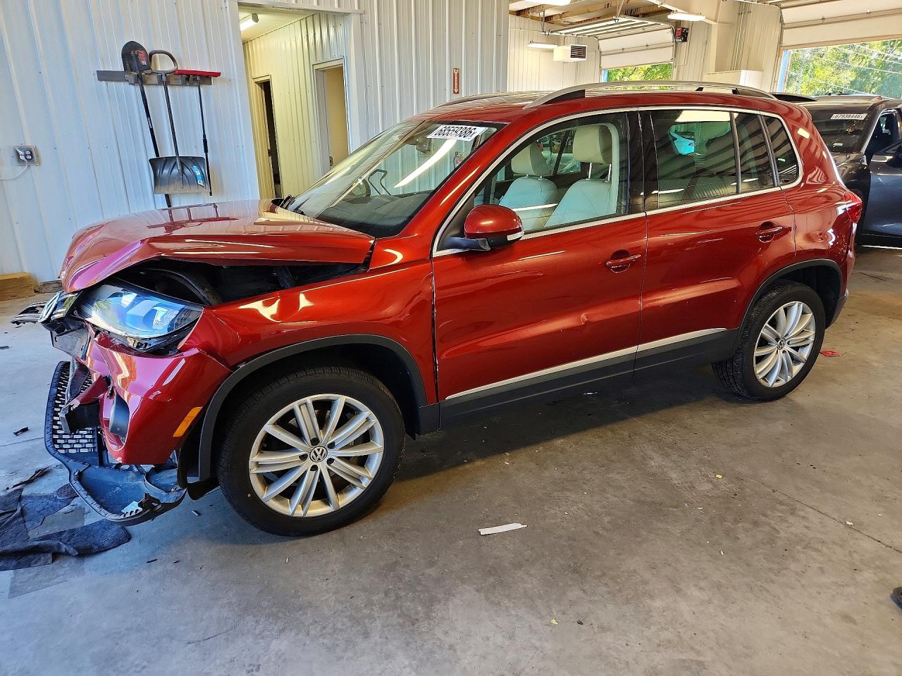 2016 VOLKSWAGEN TIGUAN S | WVGBV7AX8GW084022 | UPCARS