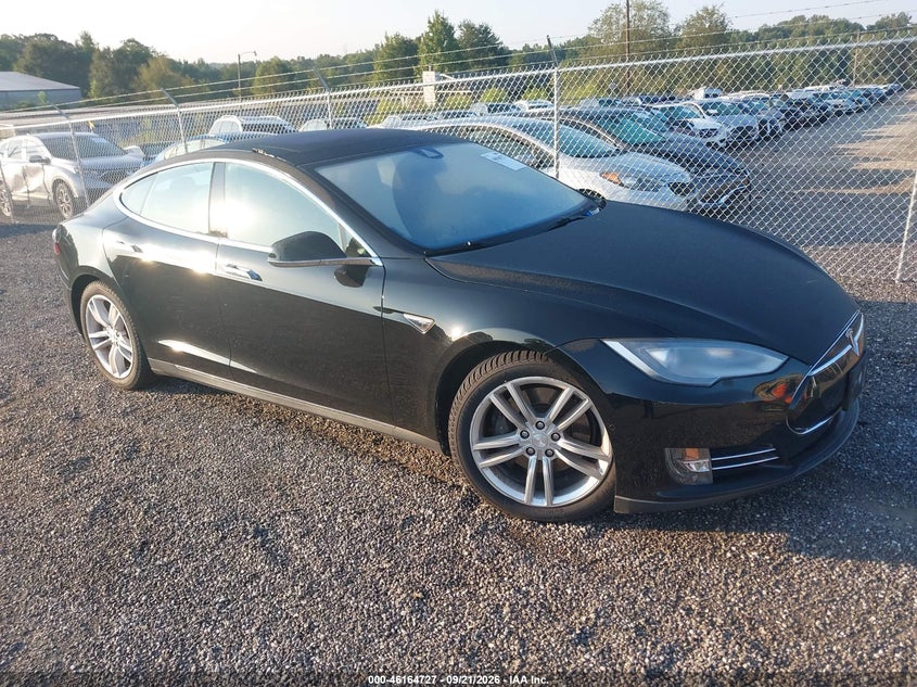 2015 TESLA MODEL S 70D/85D/P85D | 5YJSA1S23FF087462 | UPCARS