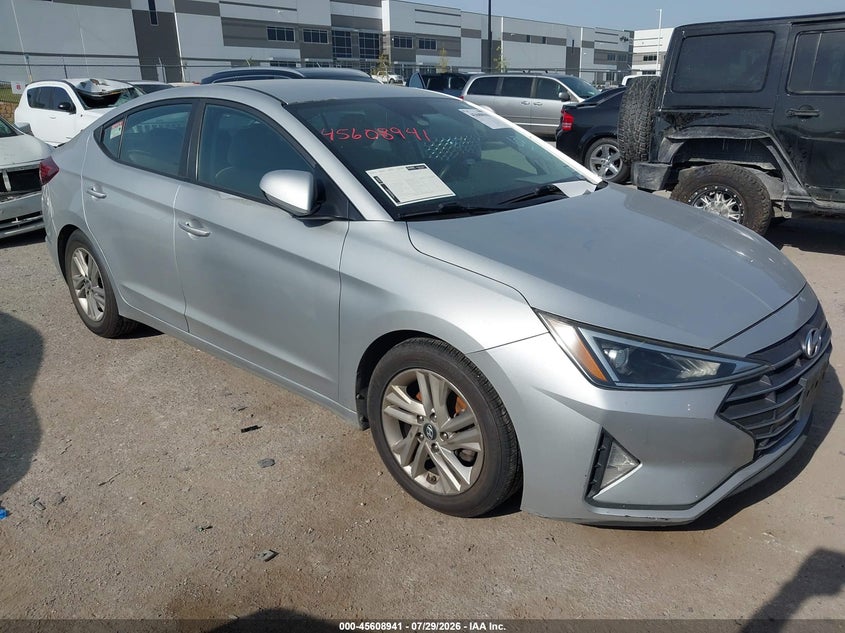 2019 HYUNDAI ELANTRA SEL | 5NPD84LF0KH460699 | UPCARS