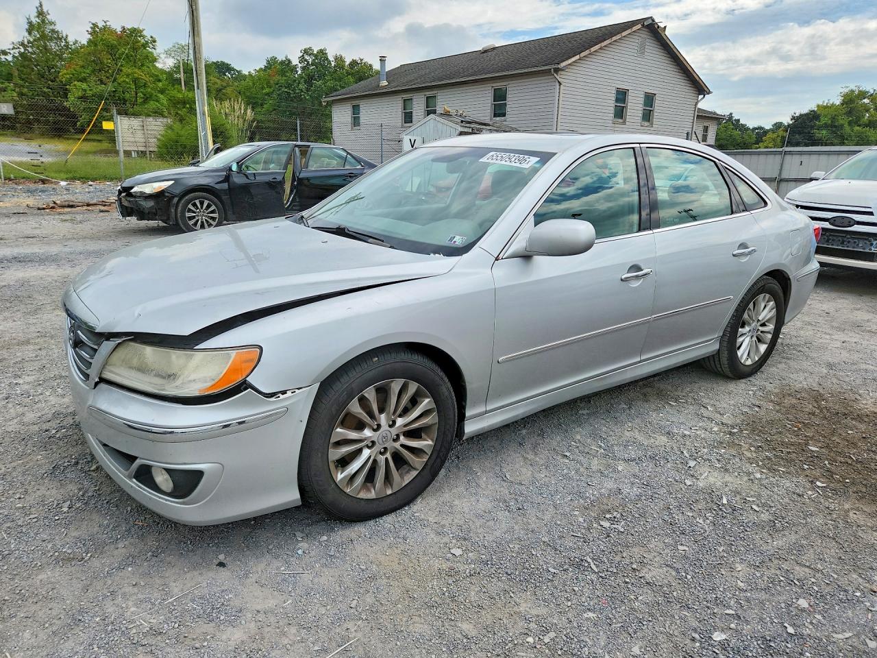 2011 HYUNDAI AZERA GLS | KMHFC4DD1BA539077 | UPCARS