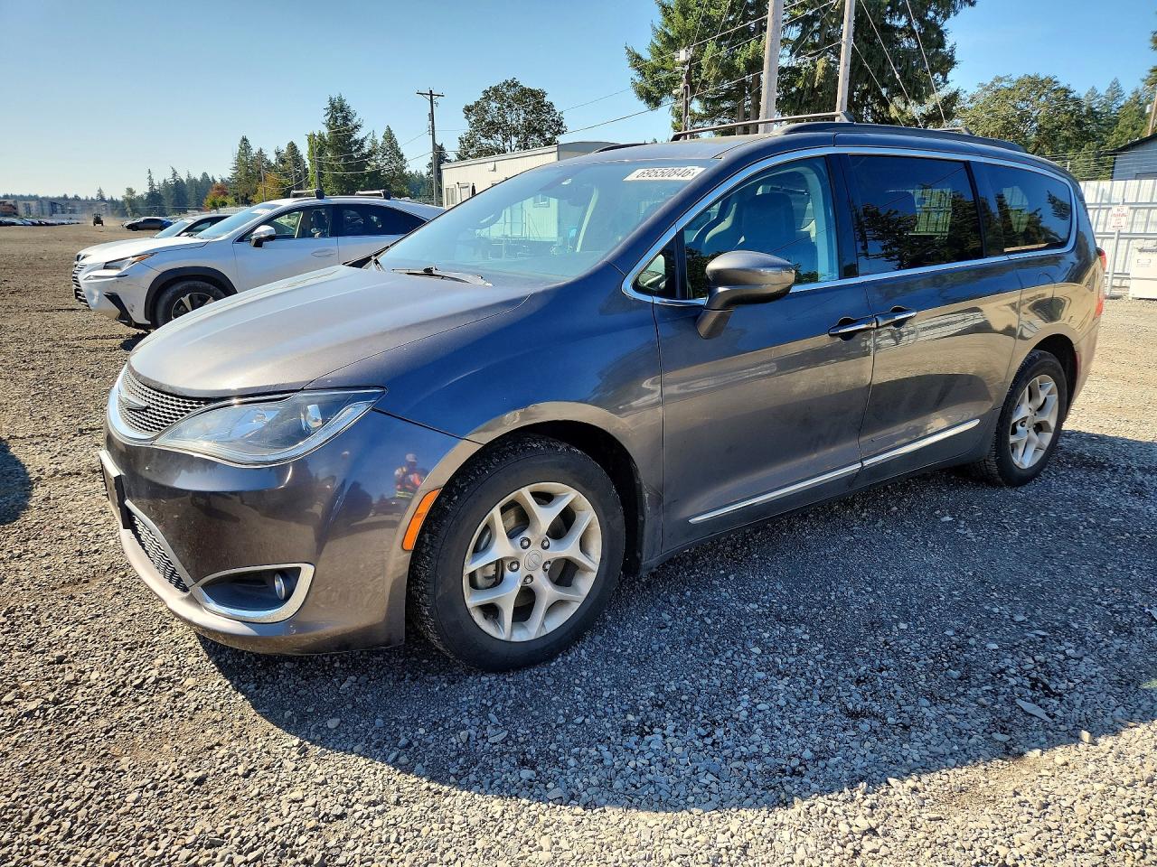 2017 CHRYSLER PACIFICA TOURING L | 2C4RC1BG0HR667635 | UPCARS
