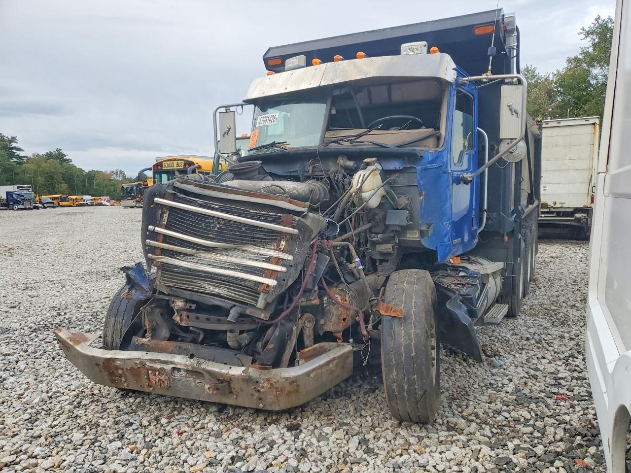 2007 MACK ALL OTHER CL700 | 1M2AG10C37M052897 | UPCARS