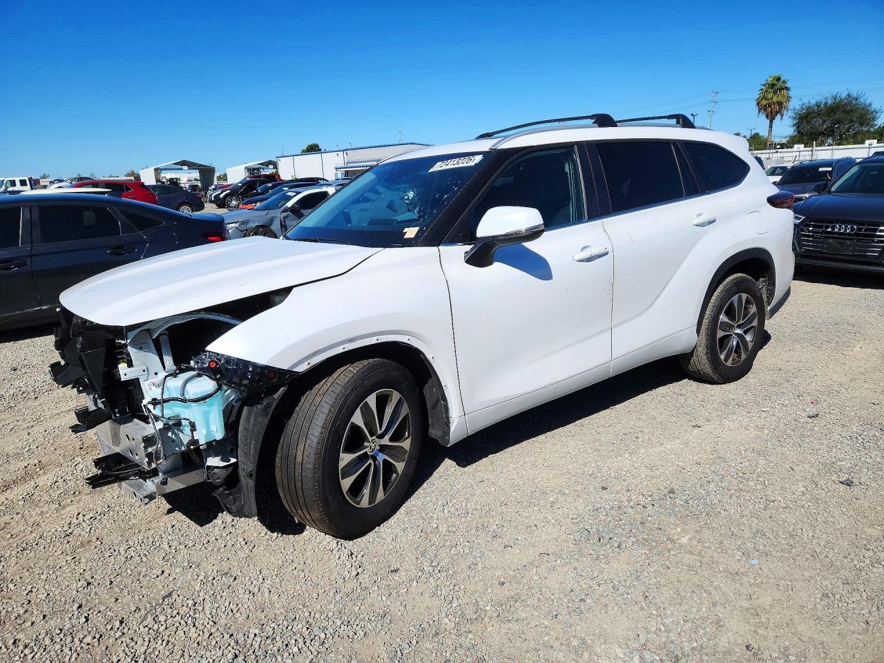 2025 TOYOTA HIGHLANDER XLE | 5TDKDRAH8SS556787 | UPCARS