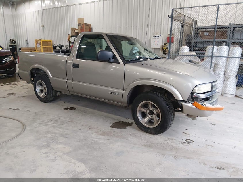 2000 CHEVROLET S-10 LS | 1GCCS1443YK163820 | UPCARS