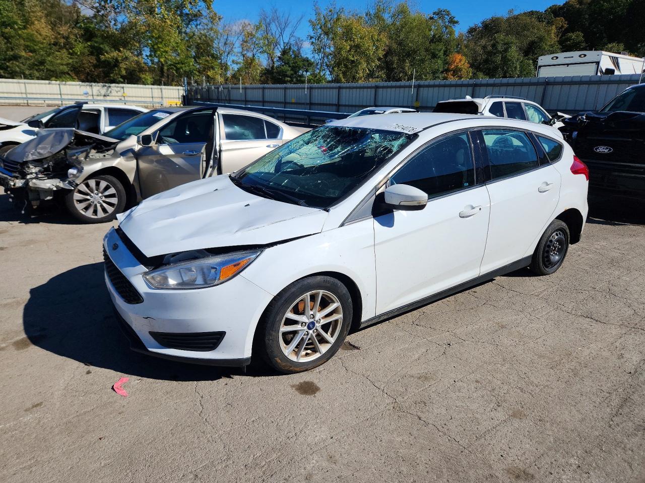 2017 FORD FOCU SE | 1FADP3K26HL323983 | UPCARS