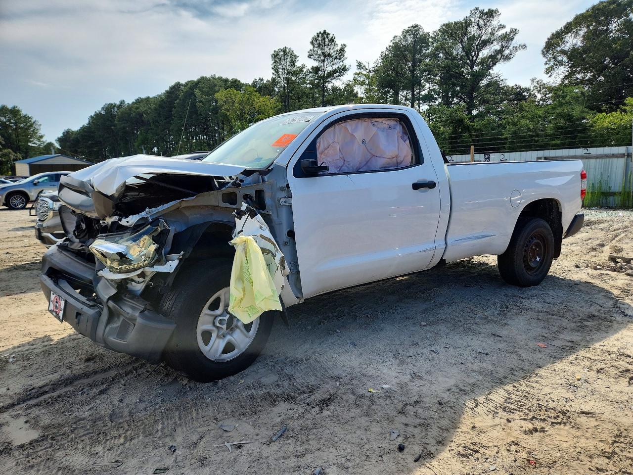 2015 TOYOTA TUNDRA SR | 5TFPW5F14FX449319 | UPCARS