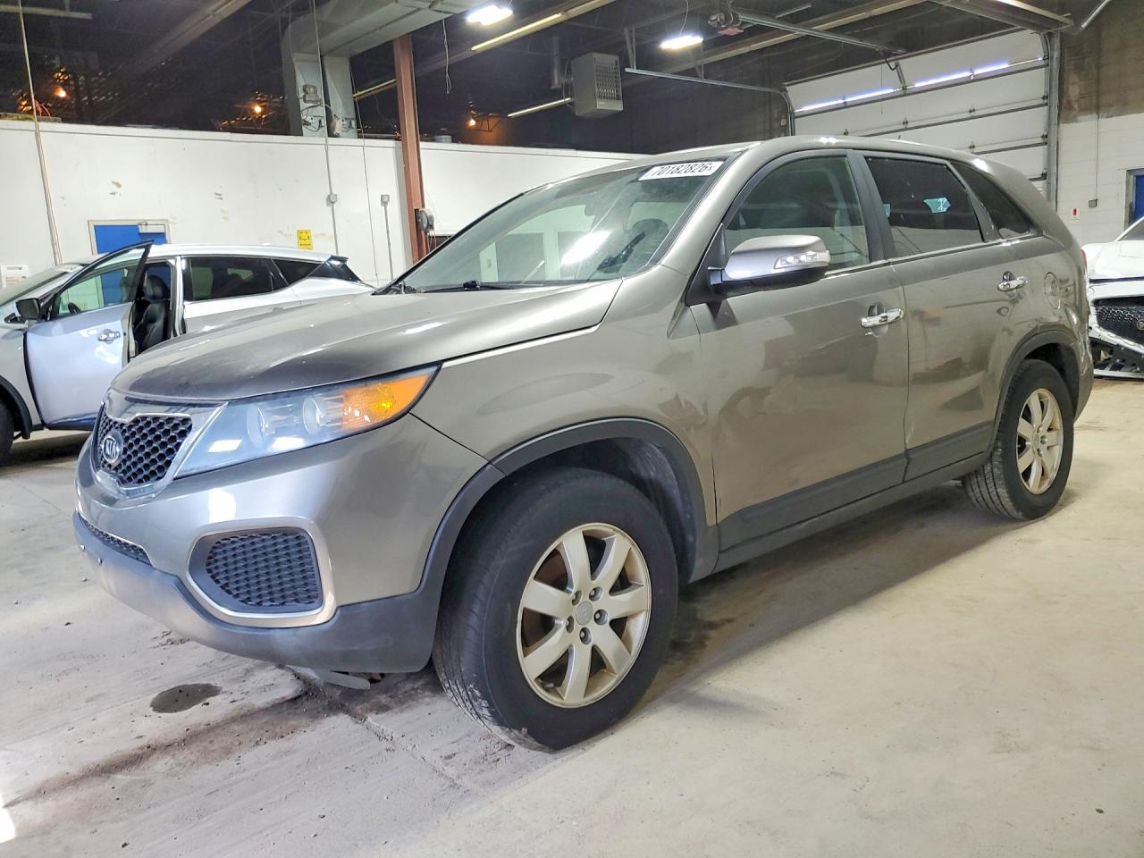 2013 KIA SORENTO LX | 5XYKT4A16DG321944 | UPCARS