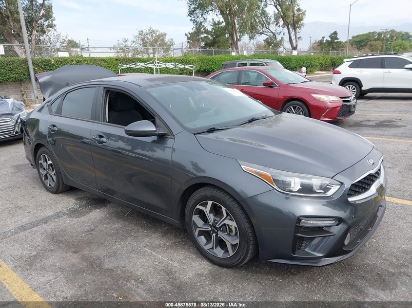2021 KIA FORTE LXS | 3KPF24AD8ME267719 | UPCARS