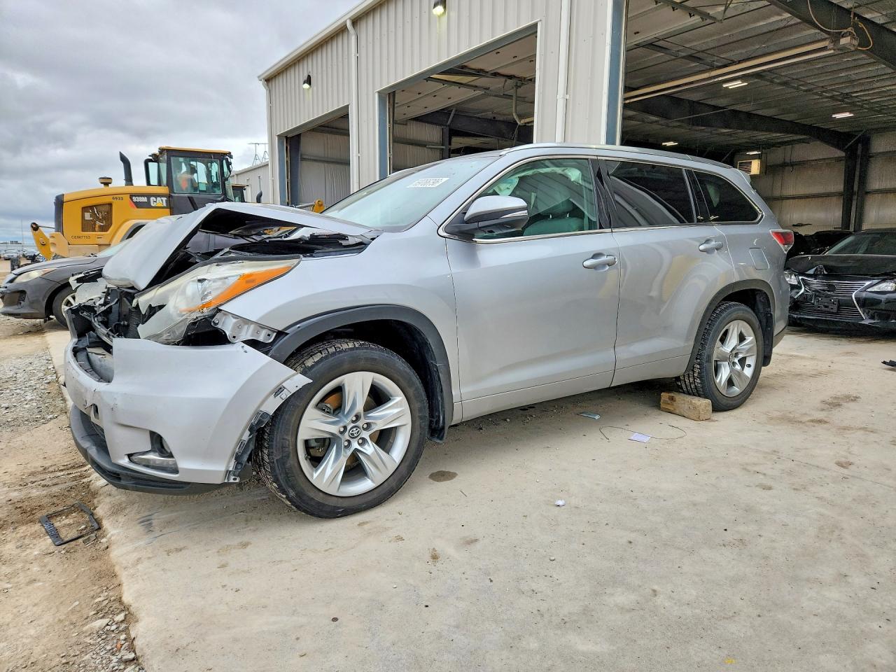 2016 TOYOTA HIGHLANDER LIMITED | 5TDDKRFH6GS319214 | UPCARS