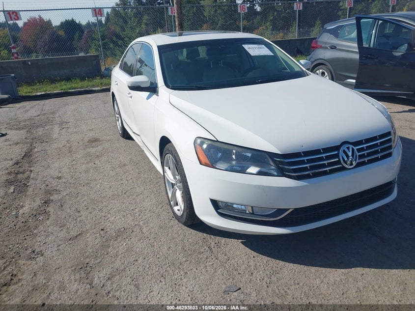 2014 VOLKSWAGEN PASSAT 2.0L TDI SE | 1VWBN7A34EC089344 | UPCARS