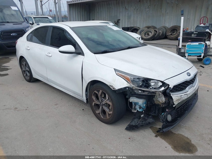 2021 KIA FORTE LXS | 3KPF24AD2ME403178 | UPCARS