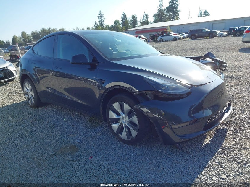 2024 TESLA MODEL Y LONG RANGE SINGLE MOTOR REAR-WHEEL DRIVE/RWD | 7SAYGDEDXRF006276 | UPCARS
