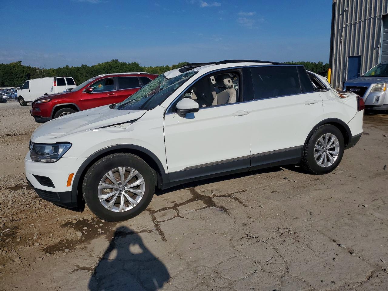 2018 VOLKSWAGEN TIGUAN SE | 3VV3B7AX9JM140804 | UPCARS
