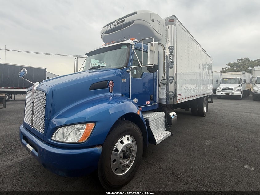 2018 KENWORTH T370 REEFER BOX TRUCK | 2NKHHJ7X2JM195624 | UPCARS