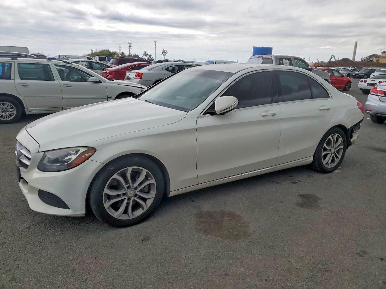 2015 MERCEDES-BENZ C-CLASS 300 | 55SWF4JB7FU087131 | UPCARS