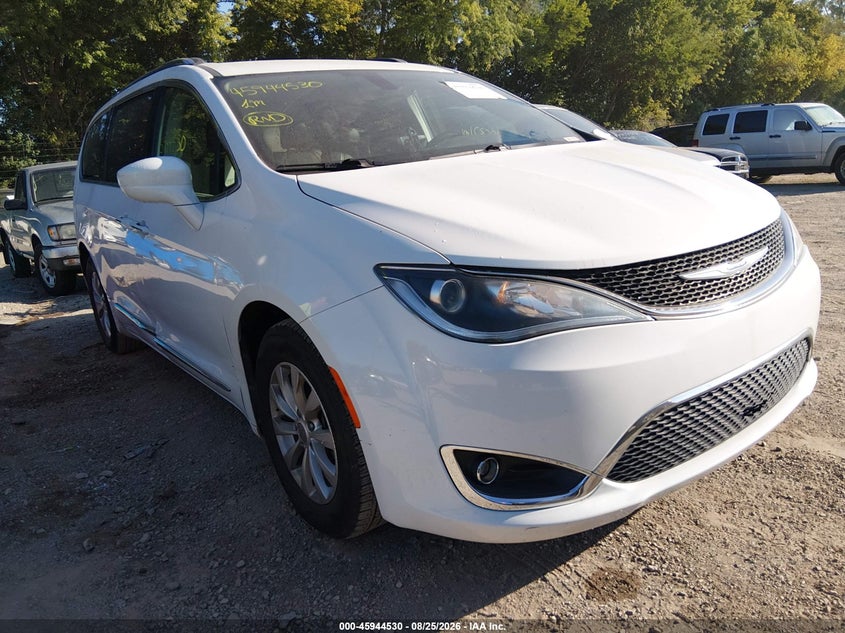 2019 CHRYSLER PACIFICA TOURING L | 2C4RC1BG7KR593024 | UPCARS