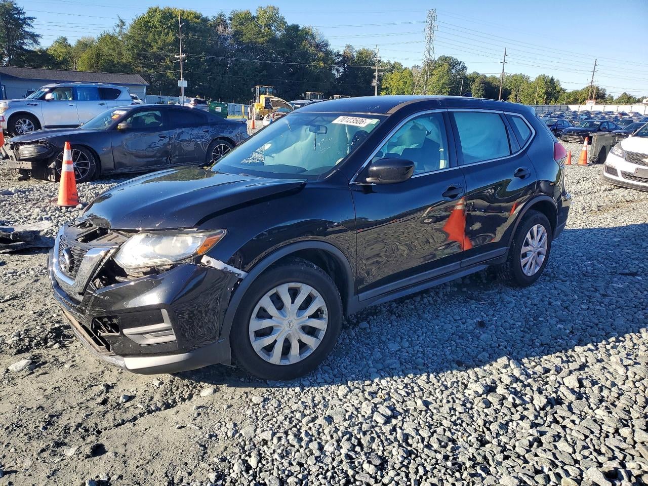 2017 NISSAN ROGUE S | 5N1AT2MT4HC793580 | UPCARS