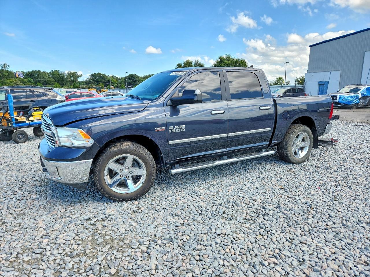 2017 RAM 1500 SLT | 1C6RR7LT0HS772369 | UPCARS