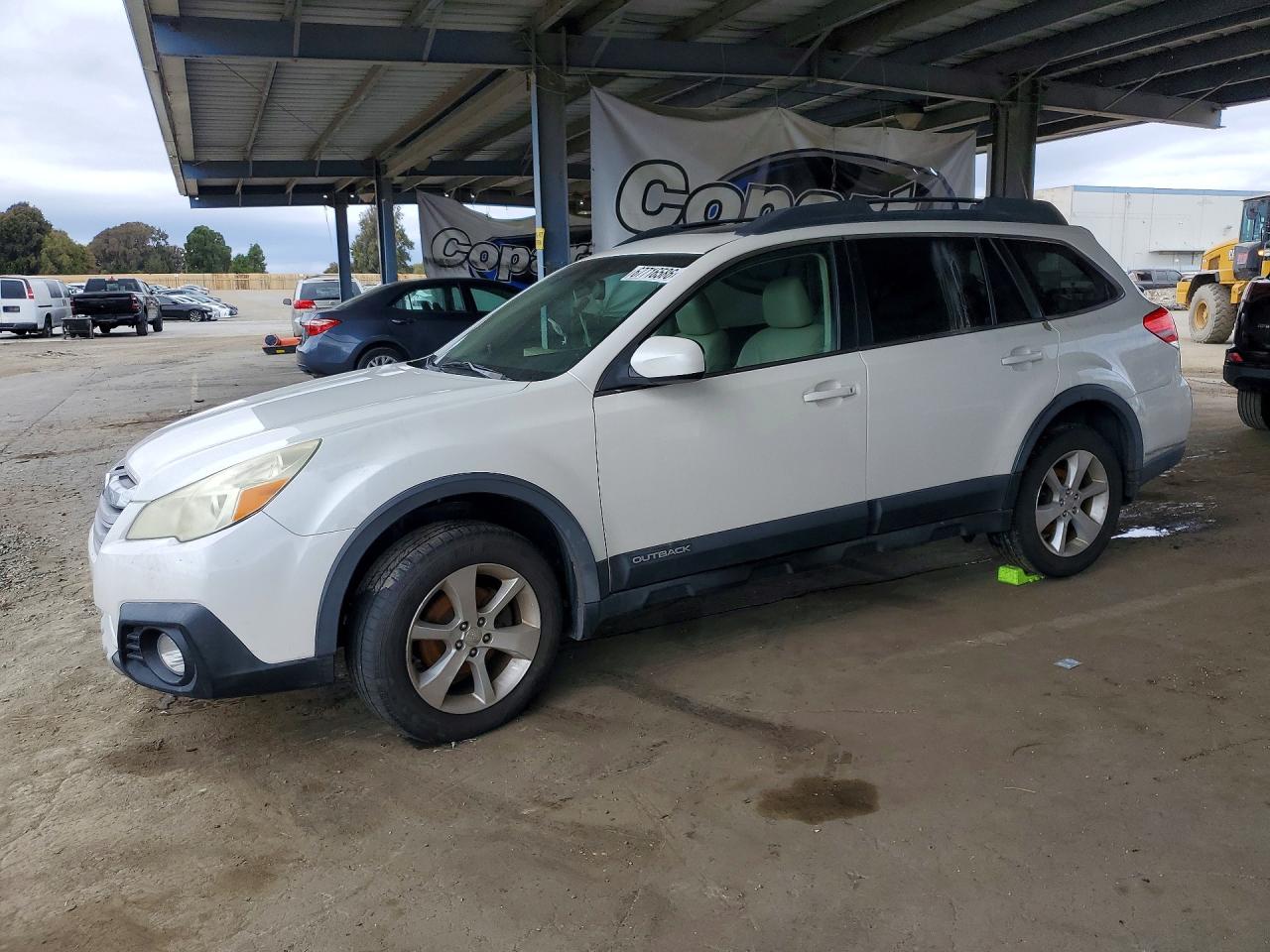 2014 SUBARU OUTBACK 2.5I LIMITED | 4S4BRBLC2E3258957 | UPCARS