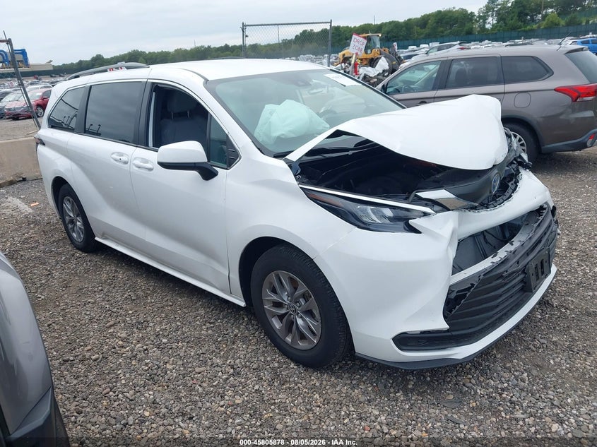 2025 TOYOTA SIENNA LE | 5TDKSKFC1SS215984 | UPCARS