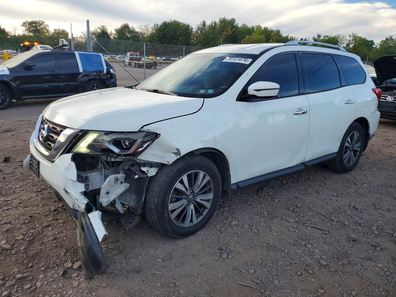 2017 NISSAN PATHFINDER SV | 5N1DR2MMXHC903651 | UPCARS