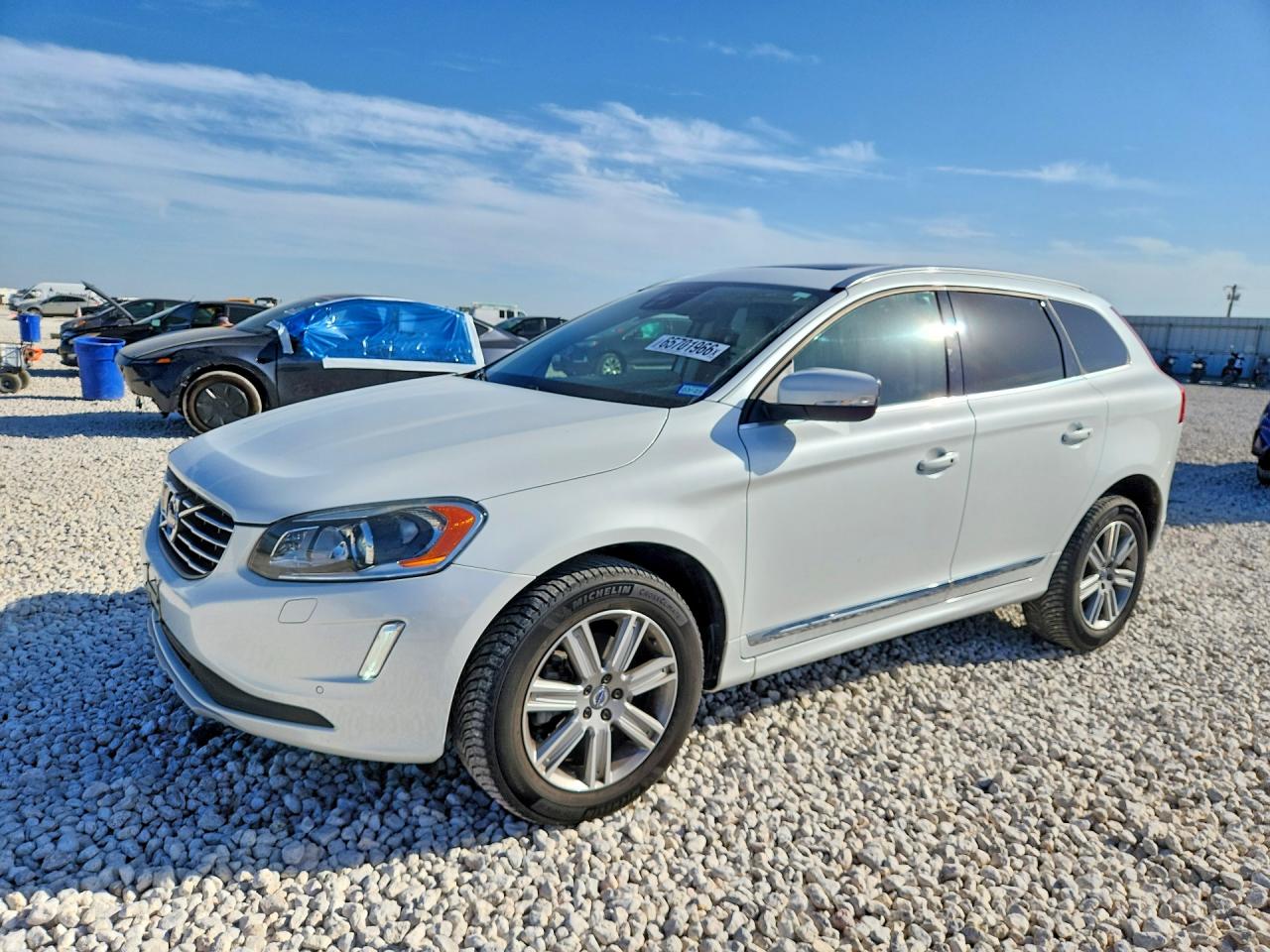2016 VOLVO XC60 T6 PLATINUM | YV4902RM6G2823536 | UPCARS