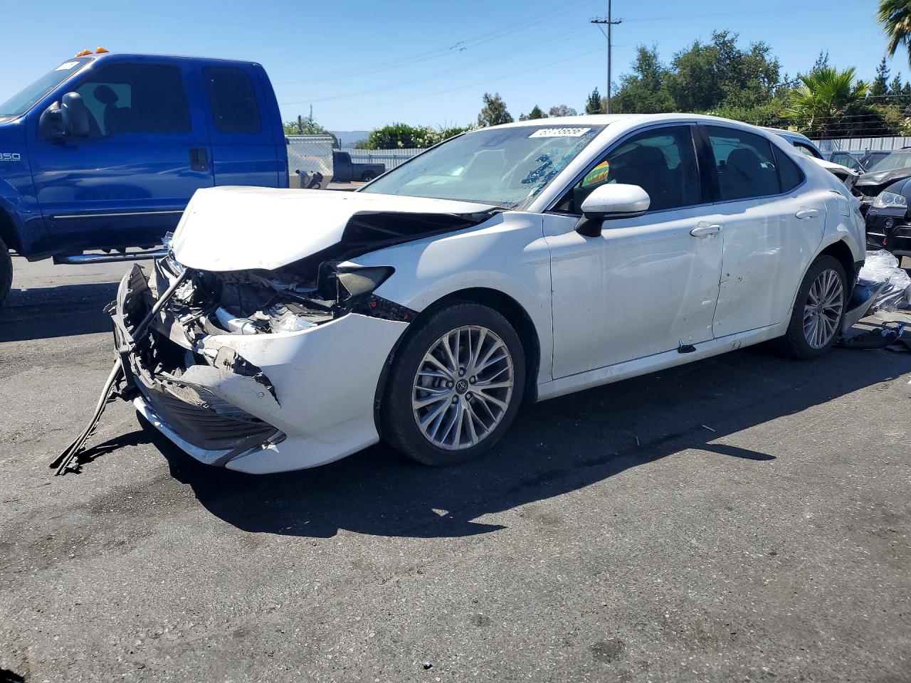 2018 TOYOTA CAMRY XLE | 4T1B11HK5JU028495 | UPCARS