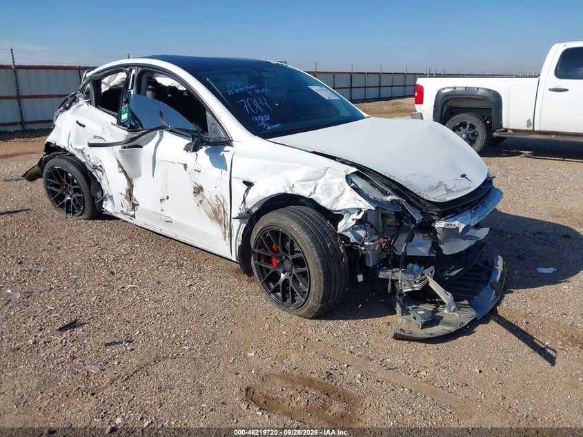 2022 TESLA MODEL Y PERFORMANCE DUAL MOTOR ALL-WHEEL DRIVE | 7SAYGDEF4NF367014 | UPCARS