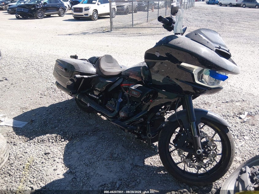 2024 HARLEY-DAVIDSON FLTRXSTSE | 1HD1TL816RB950583 | UPCARS