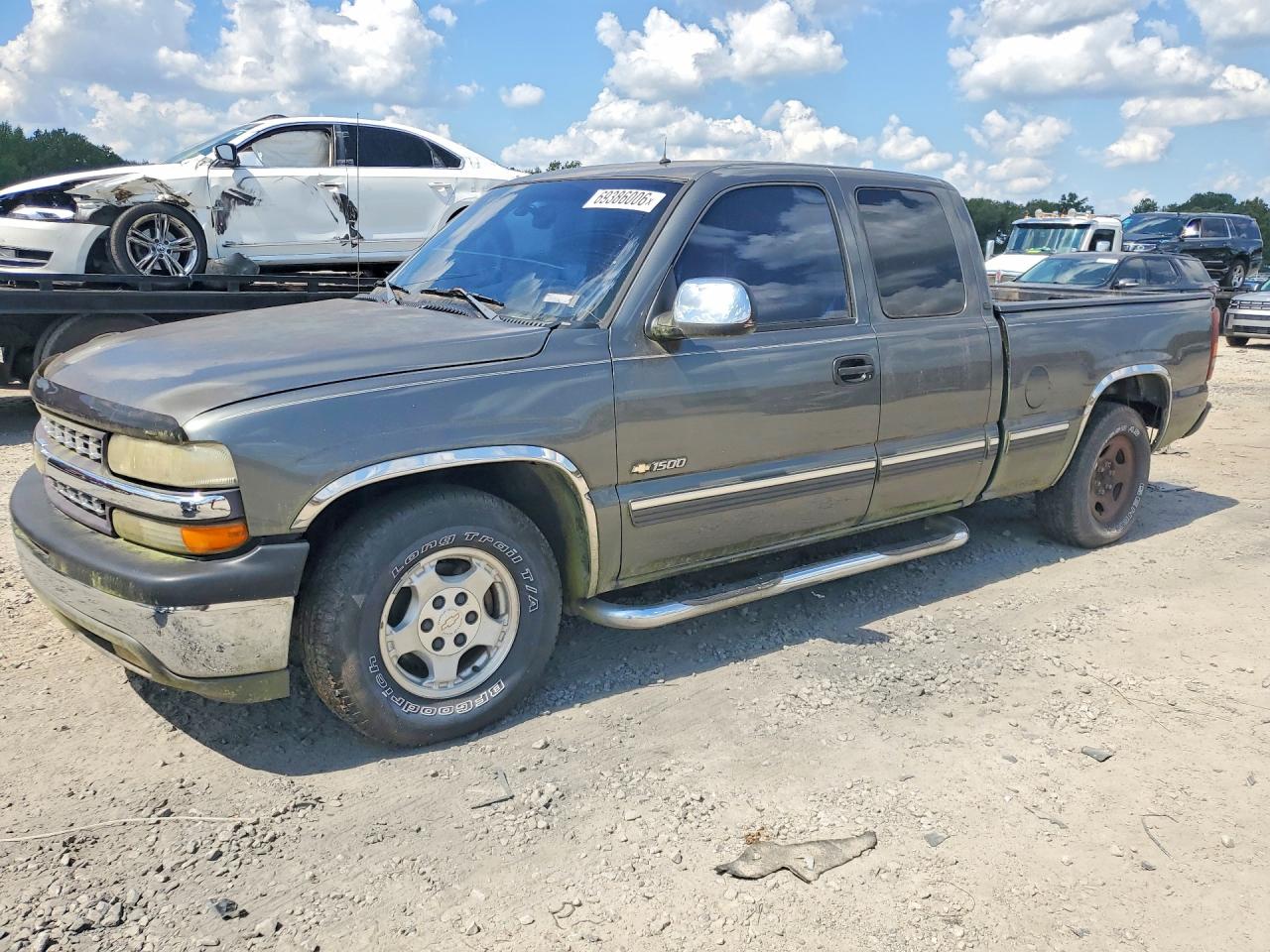 2002 CHEVROLET SILVERADO C1500 | 2GCEC19T721109417 | UPCARS