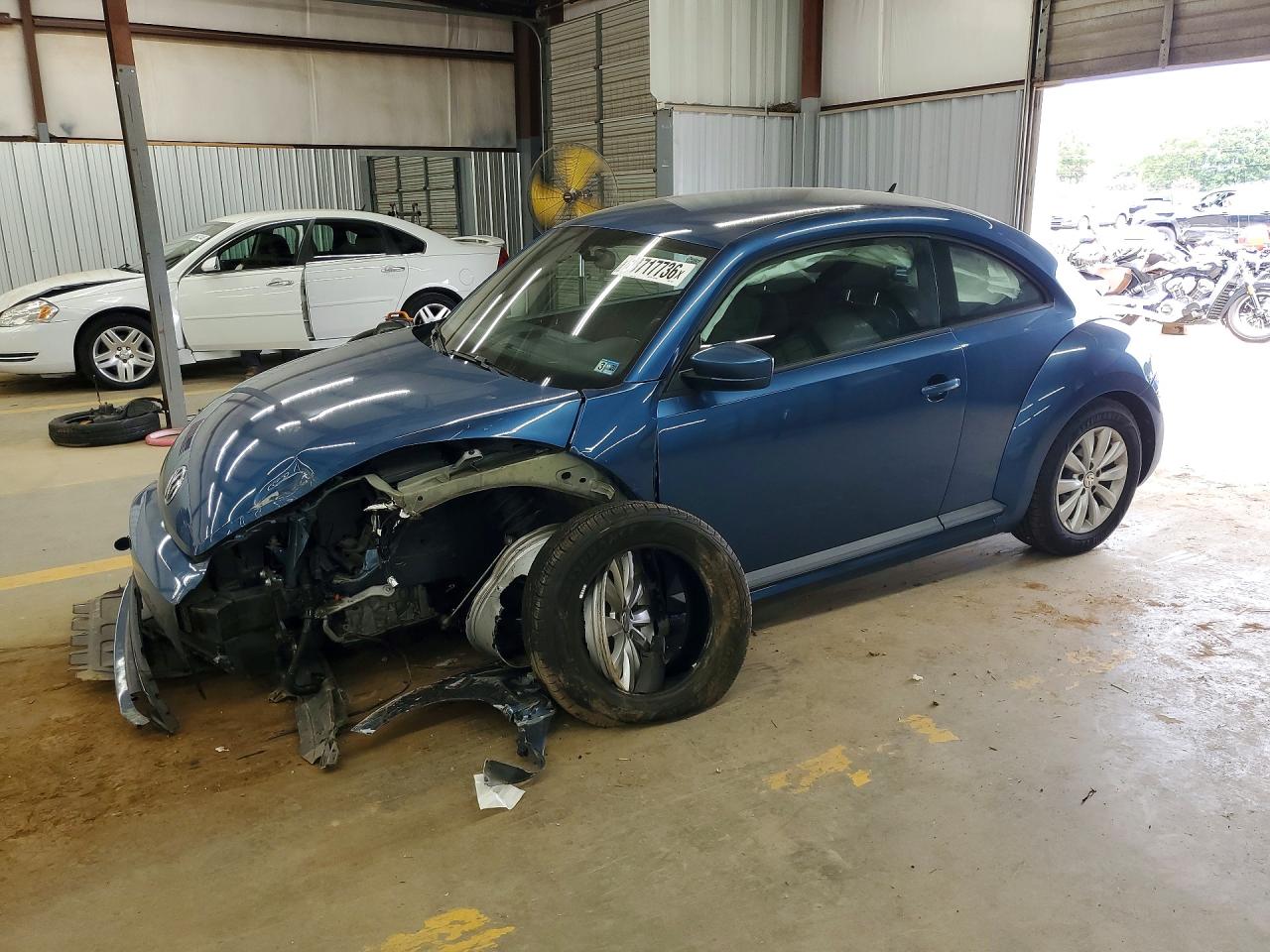 2018 VOLKSWAGEN BEETLE S | 3VWFD7AT8JM719721 | UPCARS