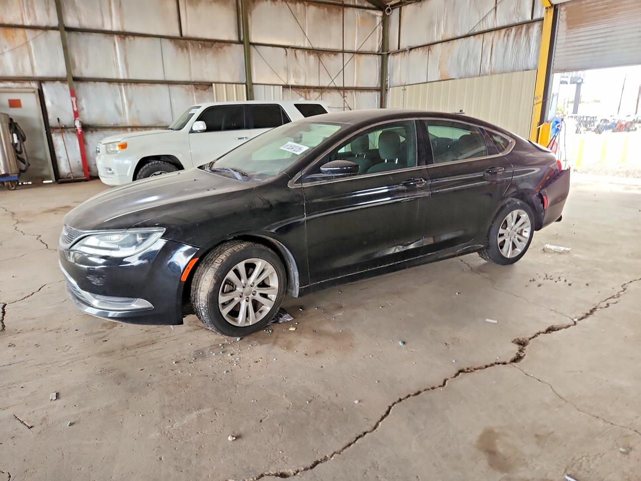 2015 CHRYSLER 200 LIMITED | 1C3CCCAB7FN534845 | UPCARS