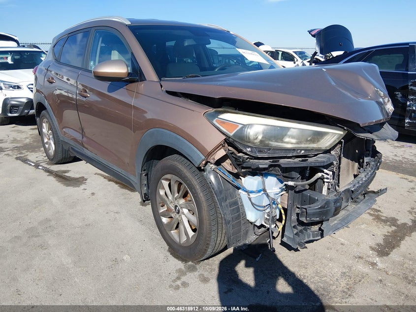 2016 HYUNDAI TUCSON SE | KM8J33A42GU135610 | UPCARS