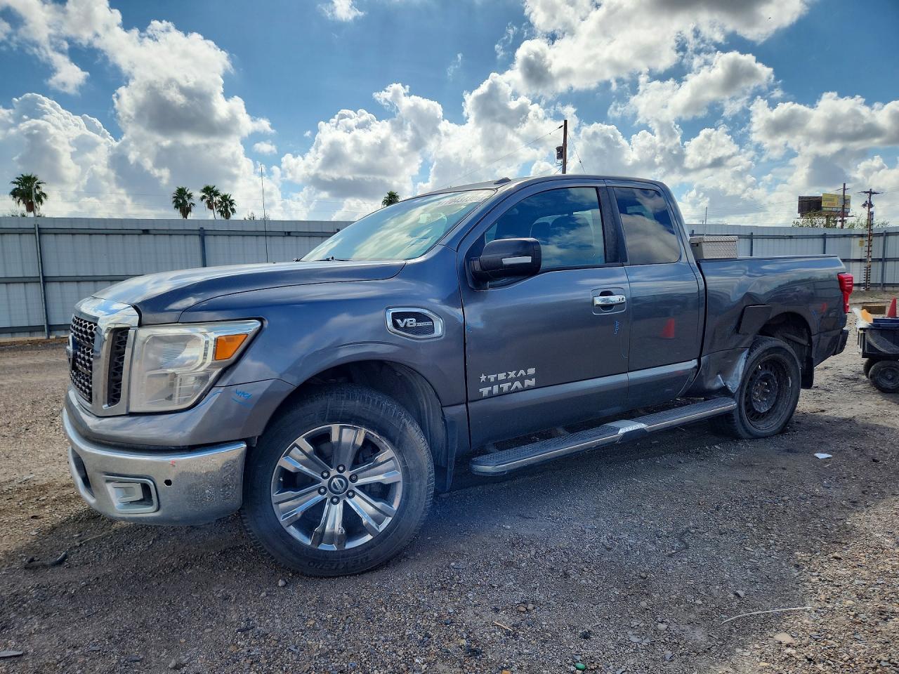 2017 NISSAN TITAN SV | 1N6AA1C61HN572018 | UPCARS