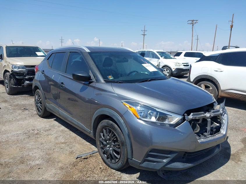 2019 NISSAN KICK S | 3N1CP5CU7KL564824 | UPCARS