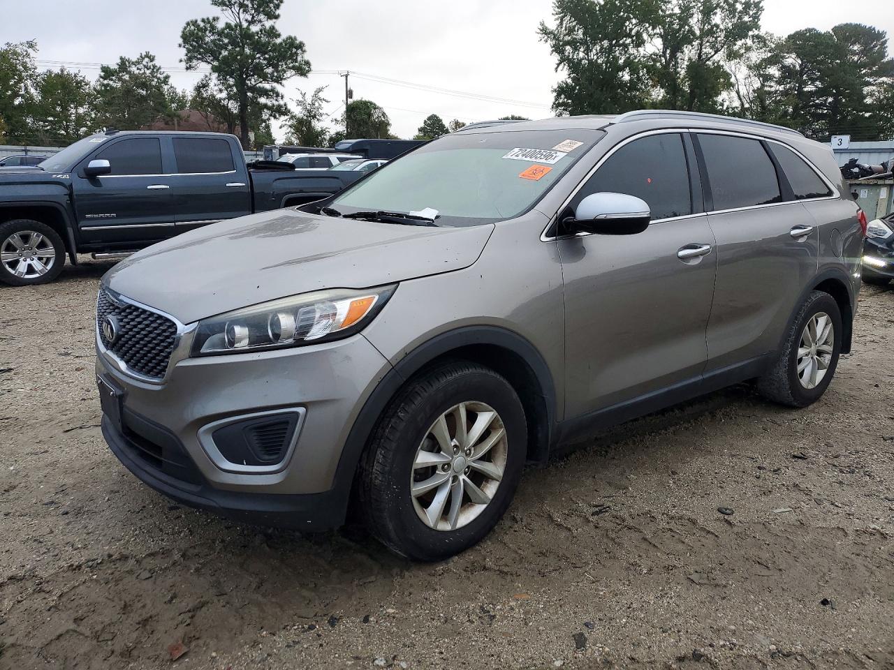 2018 KIA SORENTO LX | 5XYPG4A37JG382629 | UPCARS