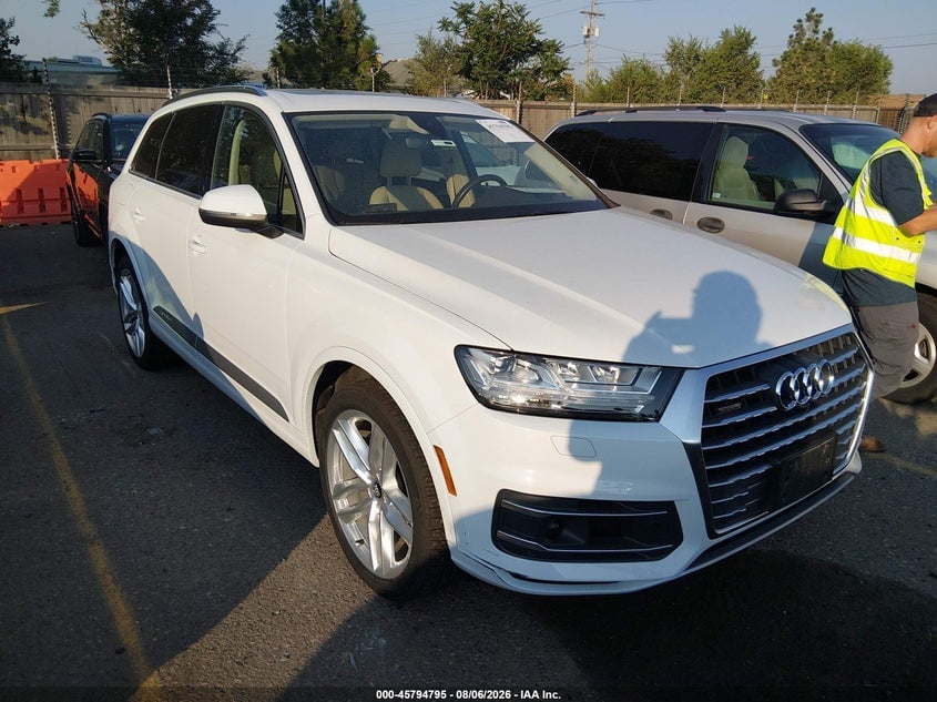 2018 AUDI Q7 3.0T PREMIUM | WA1VAAF75JD053830 | UPCARS