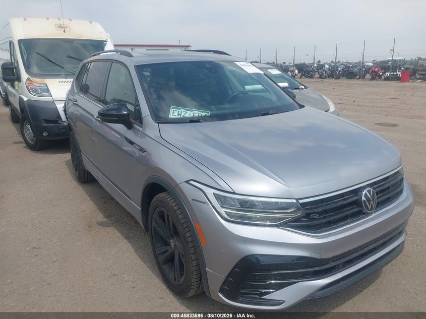 2023 VOLKSWAGEN TIGUAN 2.0T SE R-LINE BLACK | 3VV8B7AX3PM110969 | UPCARS