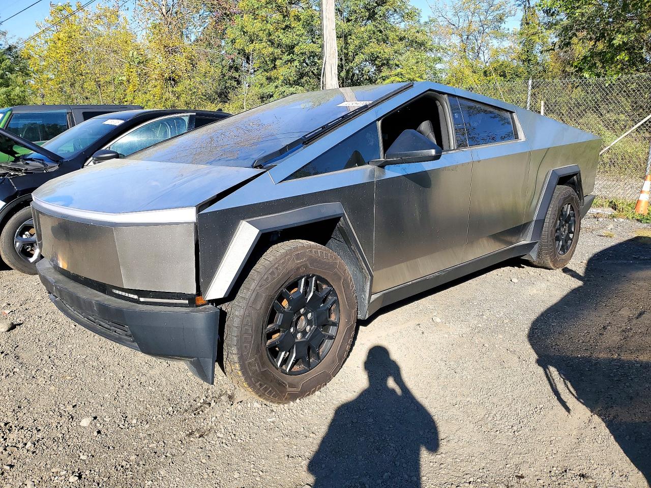 2024 TESLA CYBERTRUCK | 7G2CEHEE5RA056042 | UPCARS