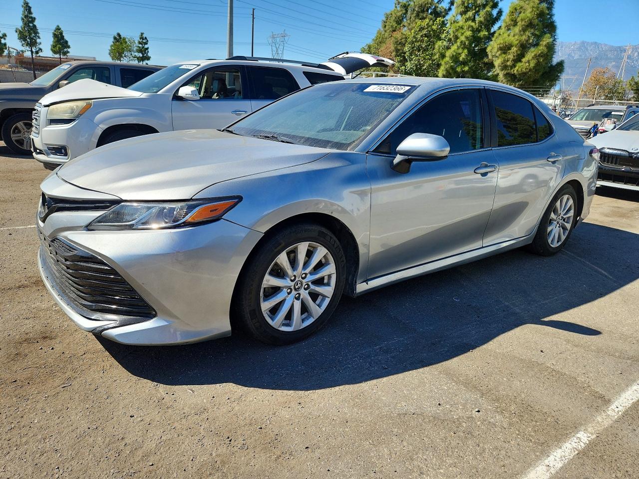 2018 TOYOTA CAMRY LE | 4T1B11HK2JU099833 | UPCARS