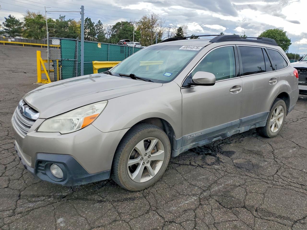 2014 SUBARU OUTBACK 3.6R LIMITED | 4S4BRDLC5E2302743 | UPCARS