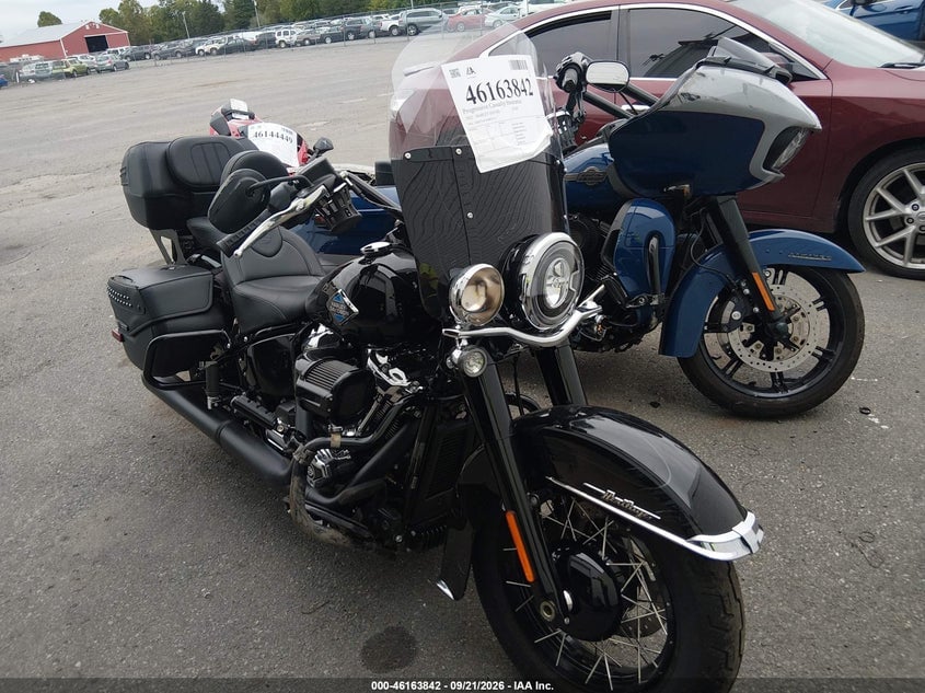 2025 HARLEY-DAVIDSON FLHC | 1HD1YA914SB031451 | UPCARS