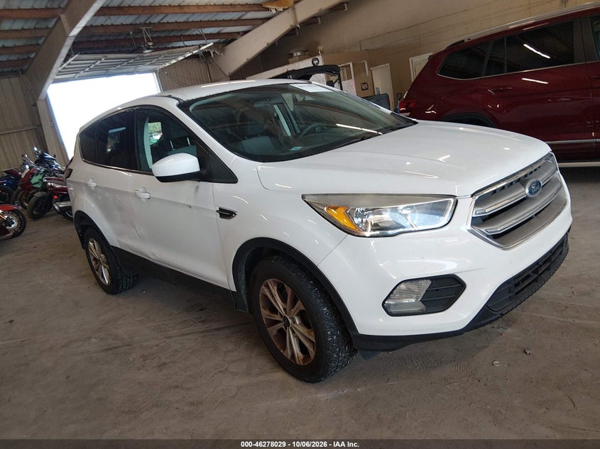 2017 FORD ESCAPE SE | 1FMCU0GD2HUE39579 | UPCARS