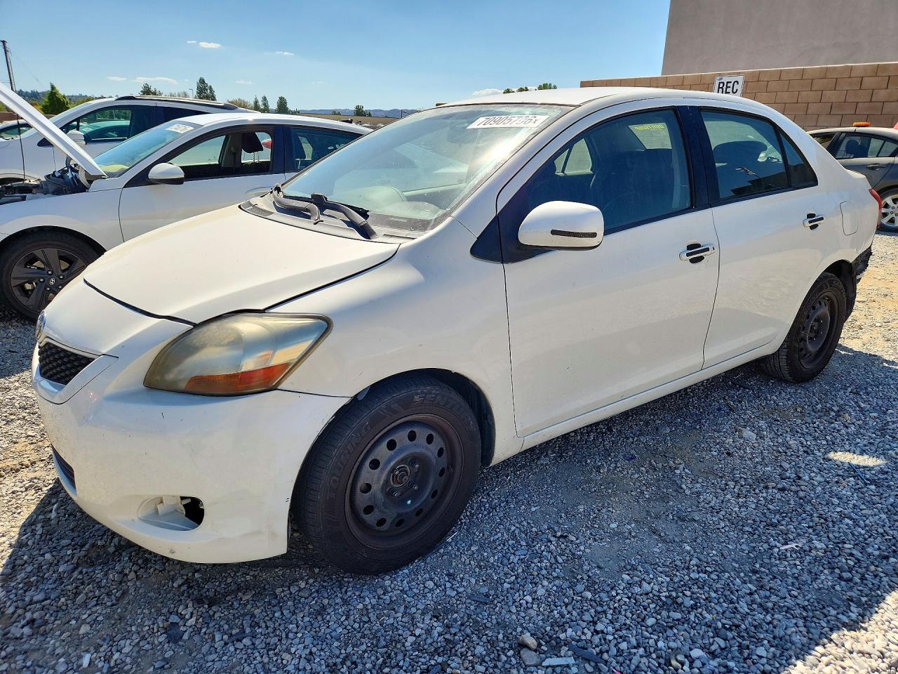 2010 TOYOTA YARIS BASE | JTDBT4K37A4067722 | UPCARS