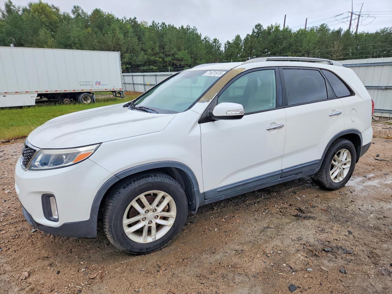 2014 KIA SORENTO LX | 5XYKT4A7XEG529718 | UPCARS