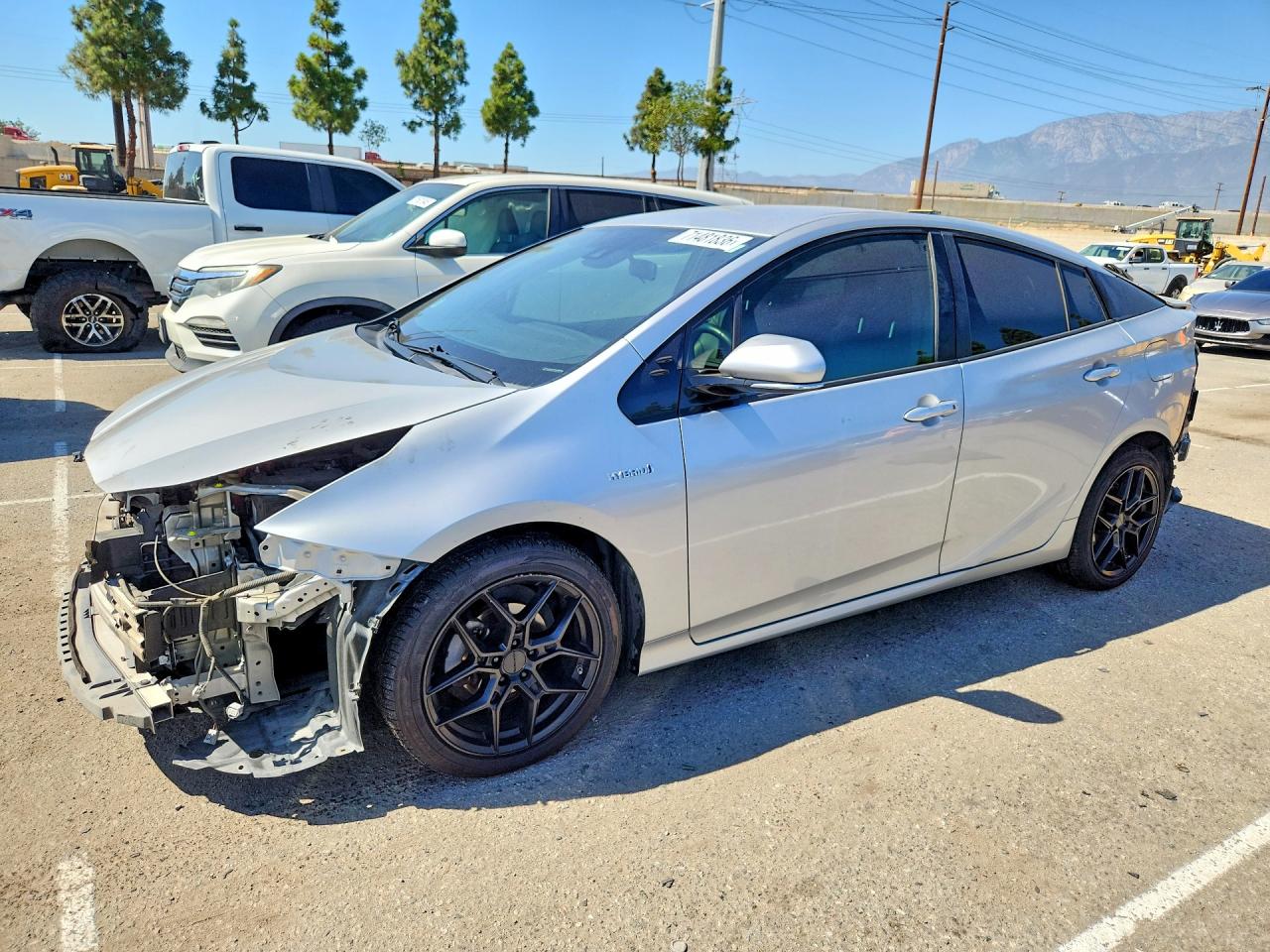 2018 TOYOTA PRIUS THREE TOURING | JTDKARFU9J3553654 | UPCARS
