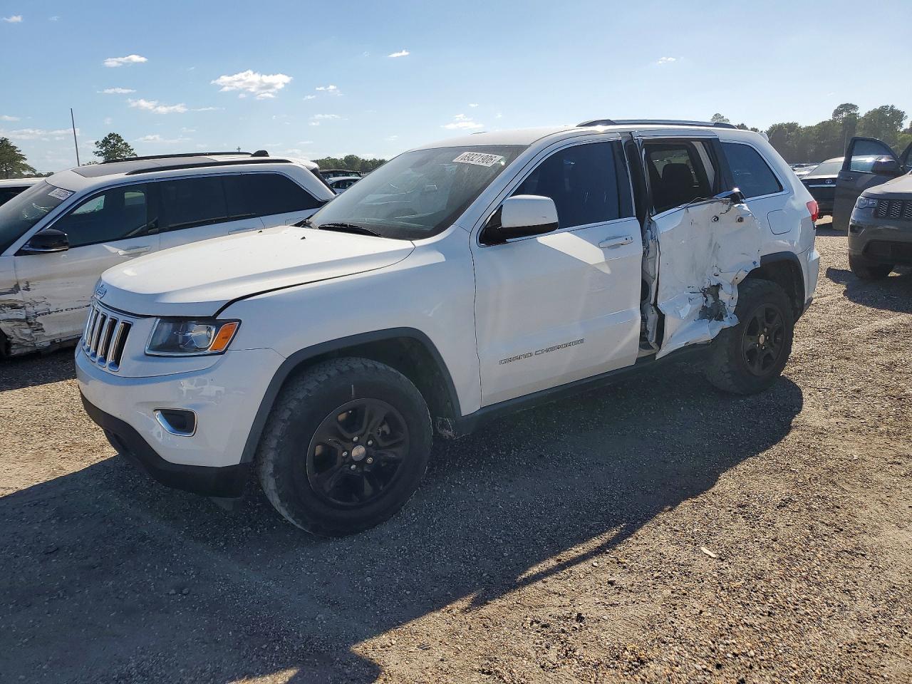 2015 JEEP CHEROKEE LAREDO | 1C4RJEAG4FC668565 | UPCARS