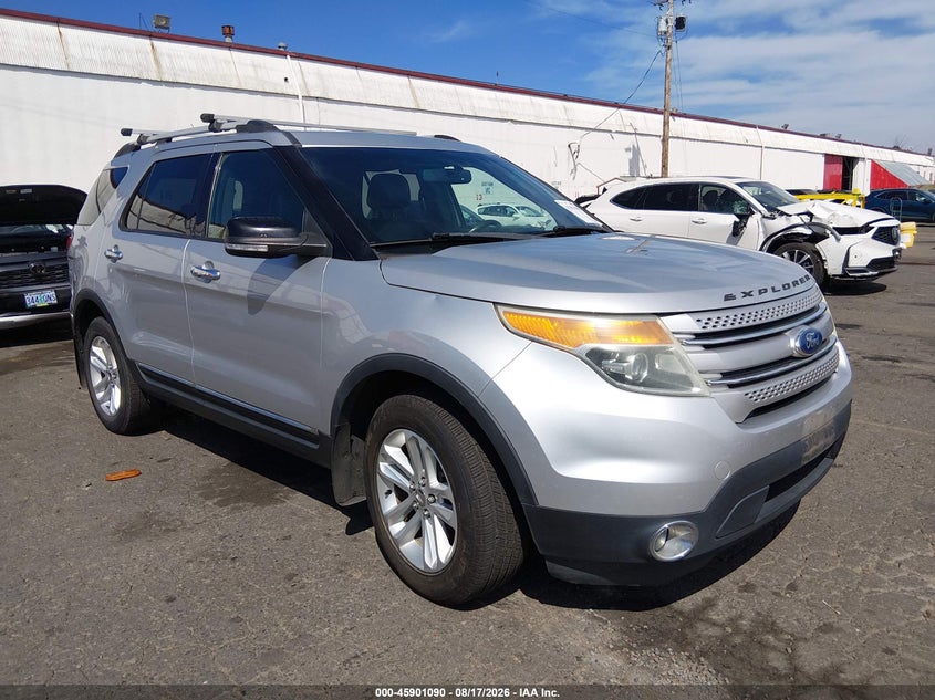 2011 FORD EXPLORER XLT | 1FMHK8D8XBGA77461 | UPCARS