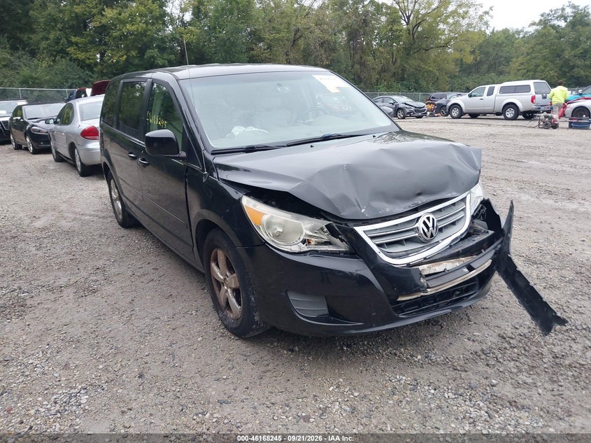 2010 VOLKSWAGEN ROUTAN SE | 2V4RW3D12AR360054 | UPCARS